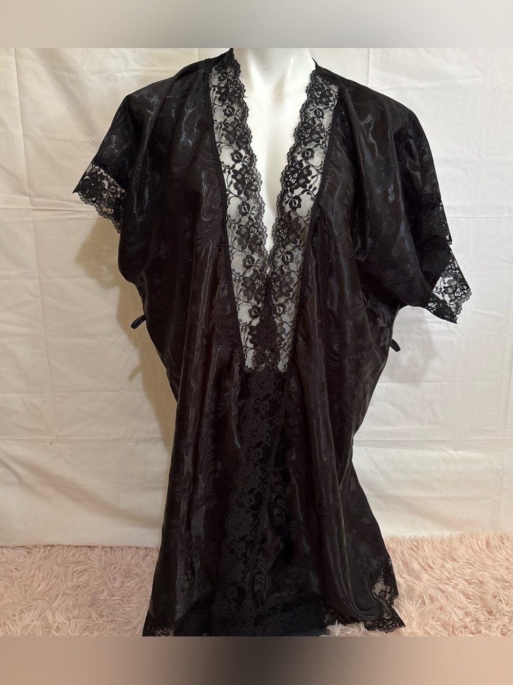 Vintage Shirley of Hollywood one size robe